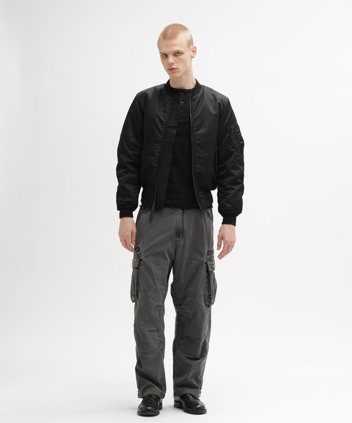 PIGMENT TAPING CARGO PANTS