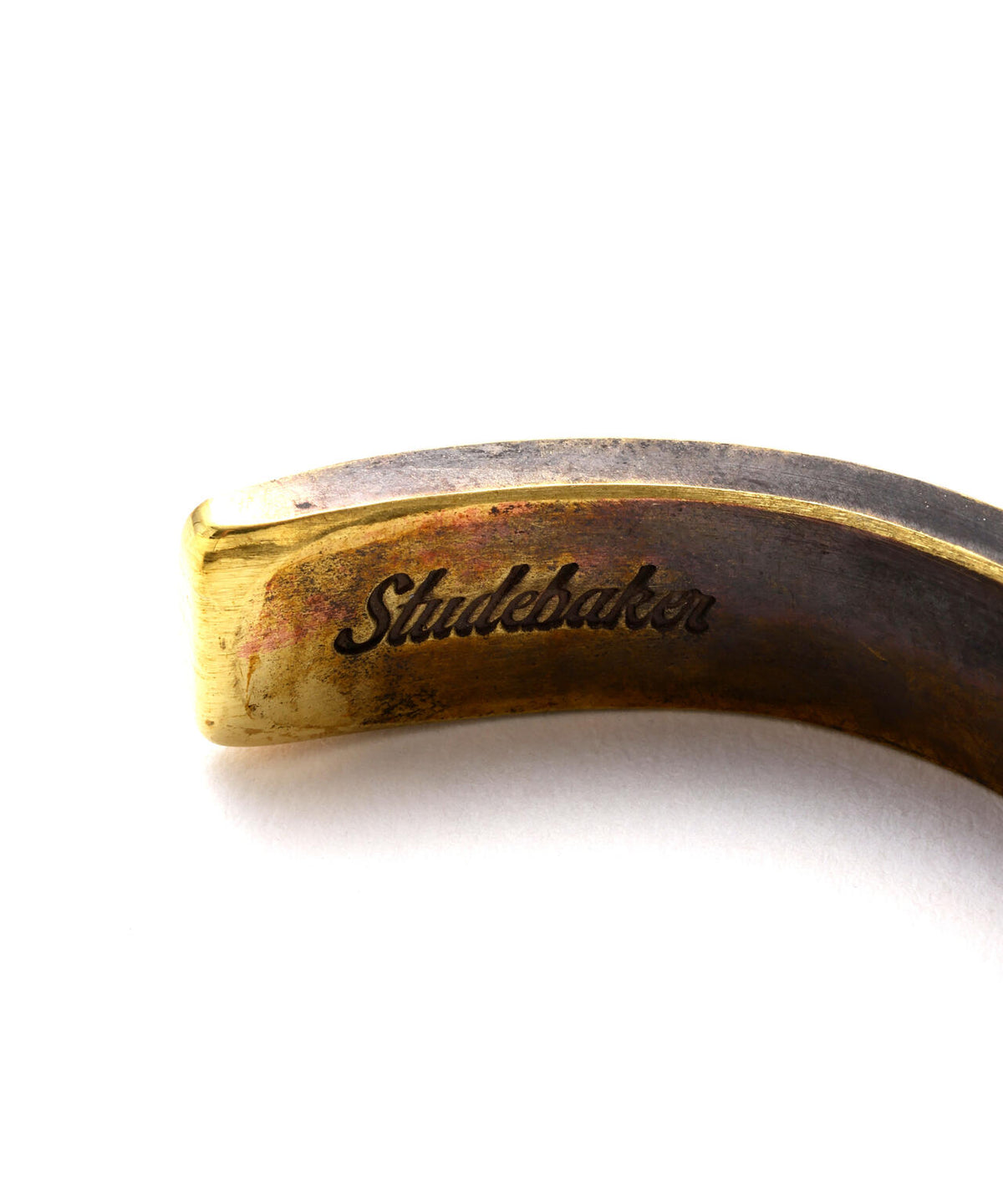 《AVIREX × STUDEBAKER METALS》THOMPSON CUFF BANGLE AR ”BRASS PATINA”