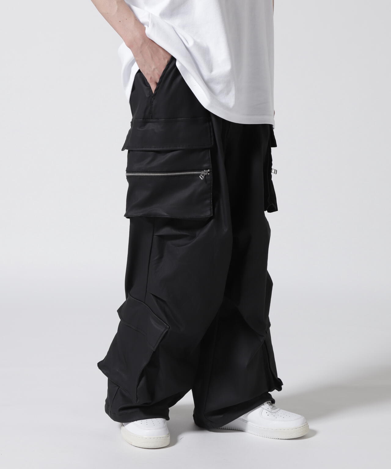 DankeSchon/ダンケシェーン/PREMIUM COATING WIDE POCKET PANTS