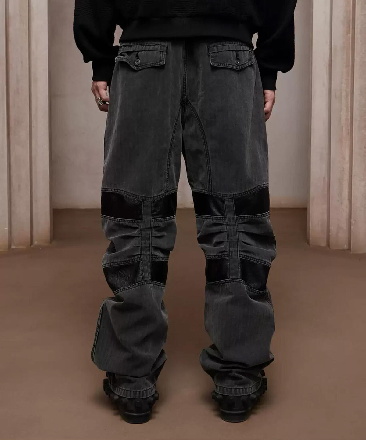 DND4DES/ディーエヌディーフォーデス/Washed Paneled Strap-Tacked Jeans