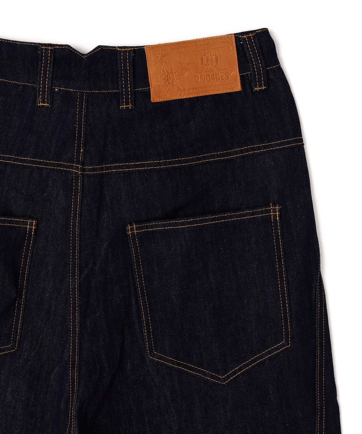 DND4DES/ディーエヌディーフォーデス/Avant-Garde Curved Button Raw Denim Jeans