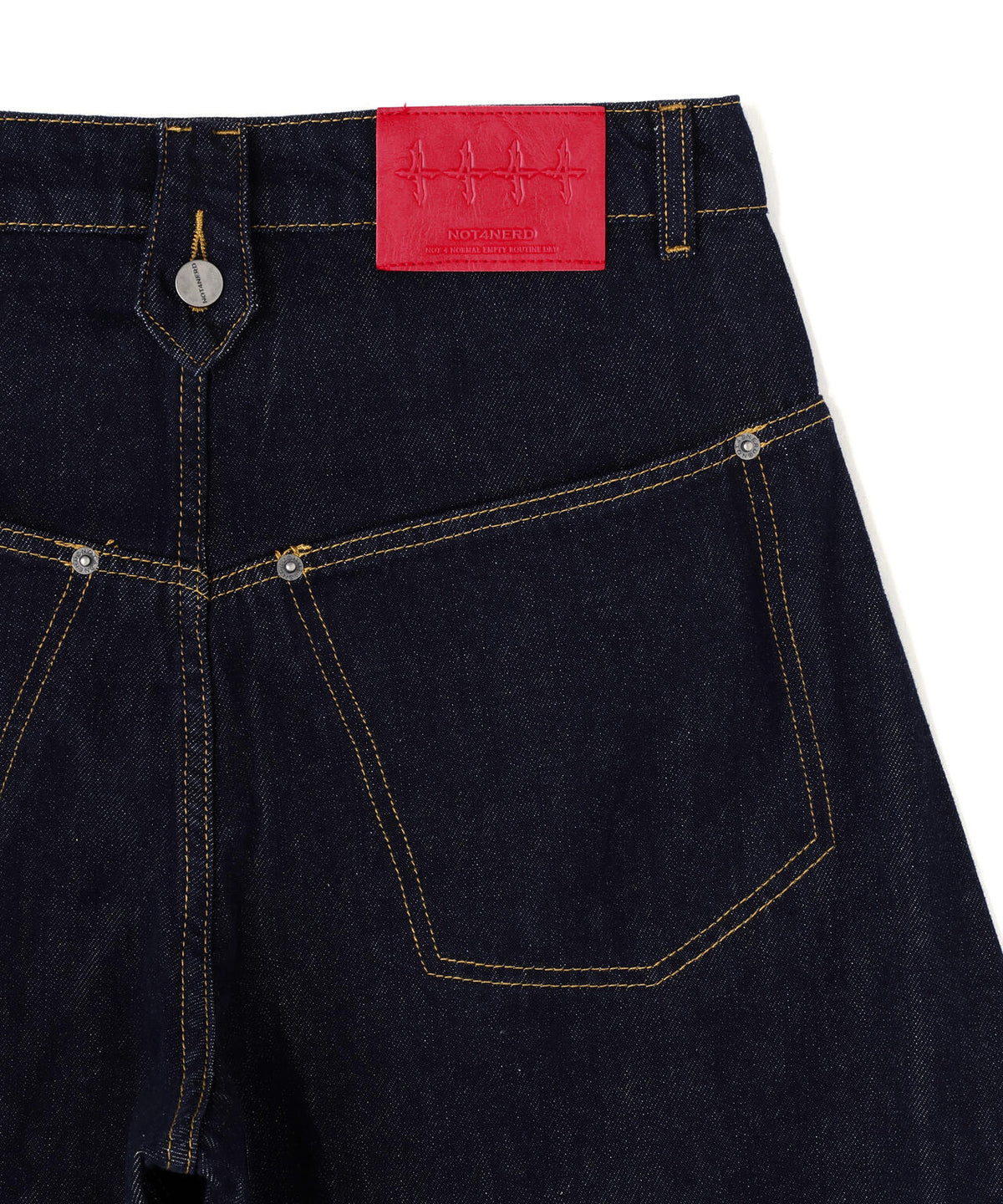 N4N/Button Fly Darted DPt