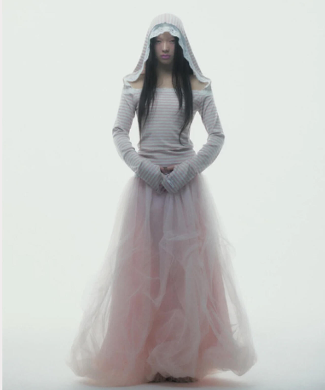 neith./ネイス/Tulle Bare Dress