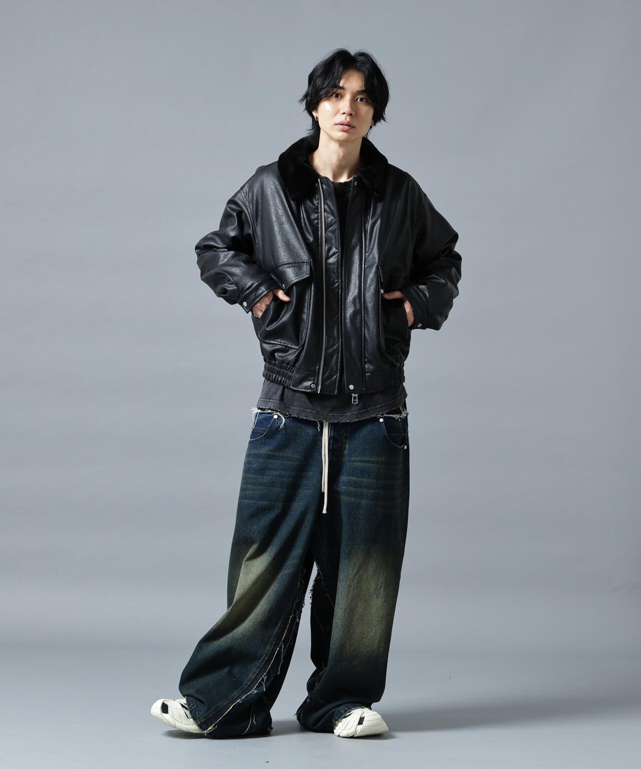 H:180cm C:88cm W:69cm H:90cm 着用サイズ:L