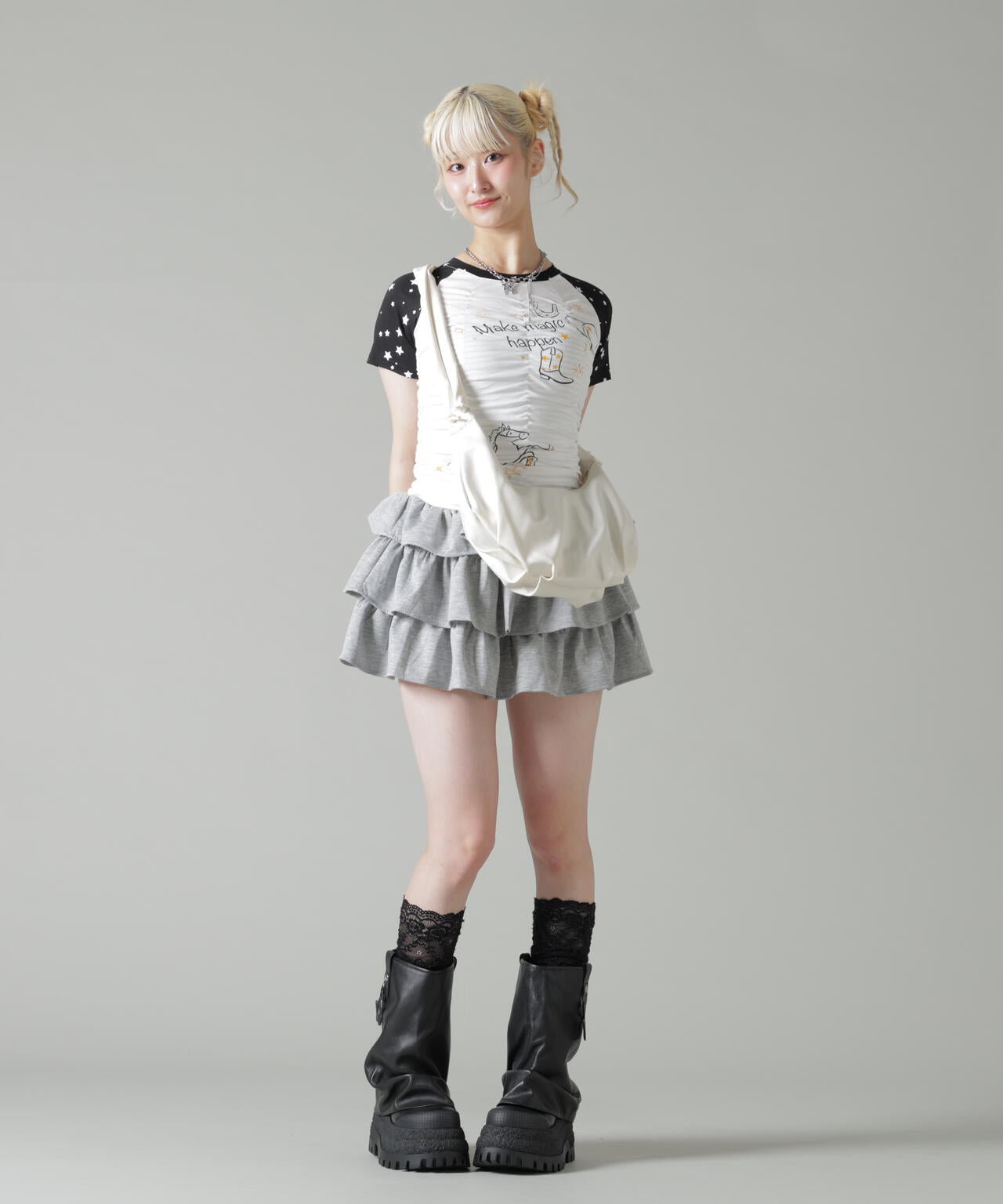 H:169cm B:79cm W:69cm H:89cm 着用サイズ:F