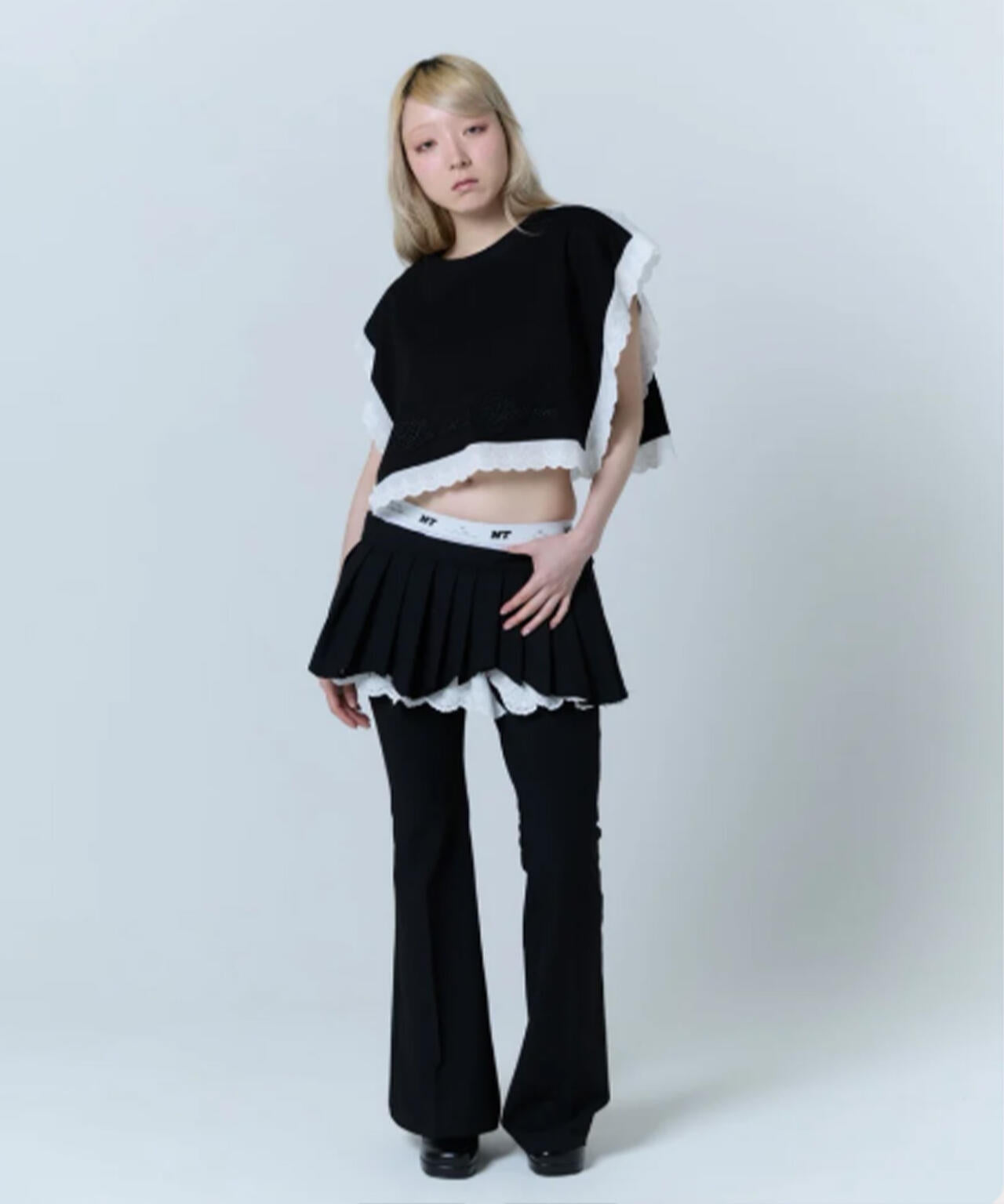 neith./ネイス/Handkerchief 2D Top