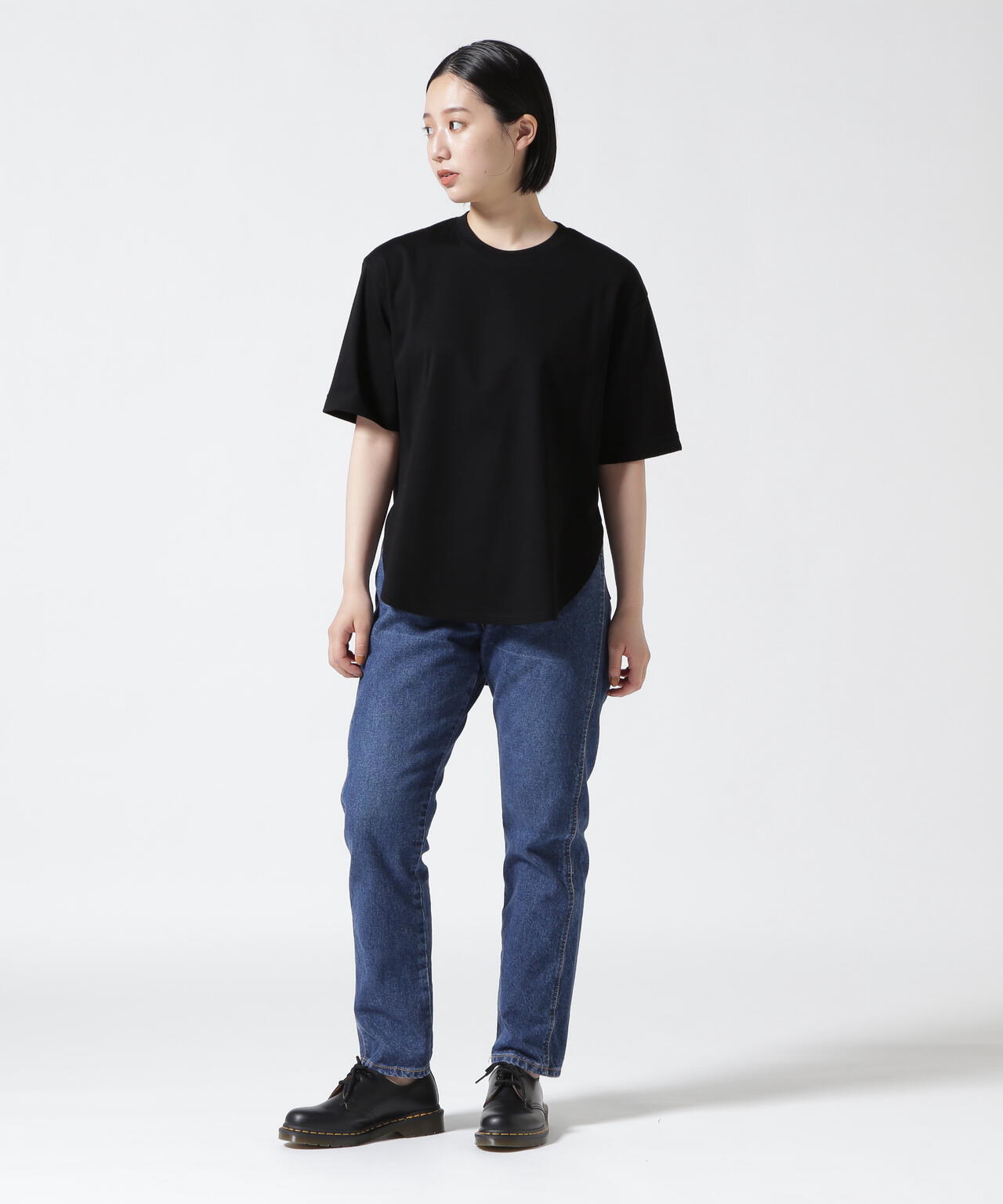 UJOH(ウジョー) 別注Curve Hem Half Sleeve Tシャツ