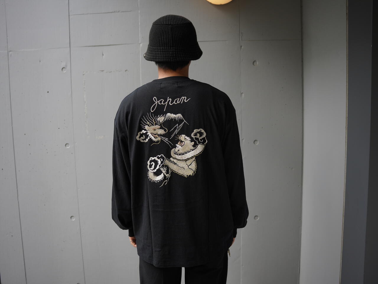 REMI RELIEF(レミレリーフ) 別注LW加工20/-天竺BIGサイズロンT(刺繍:tiger&dragon)