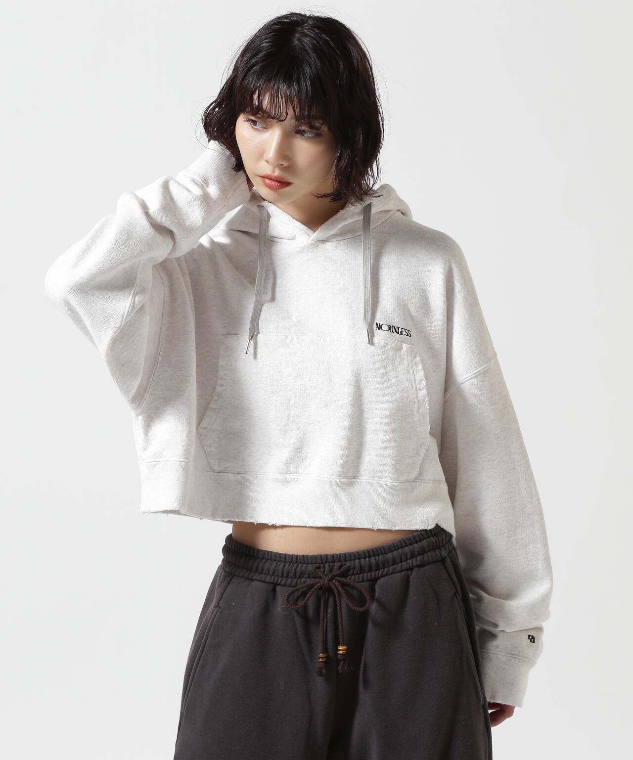 NOUNLESS(ナウンレス)SHORT HOODIE TOPS
