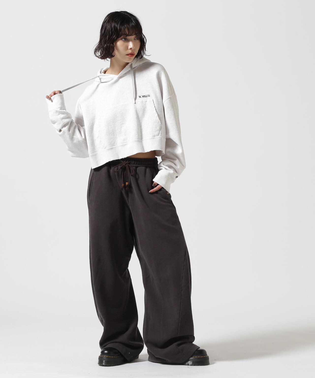 NOUNLESS(ナウンレス)SHORT HOODIE TOPS