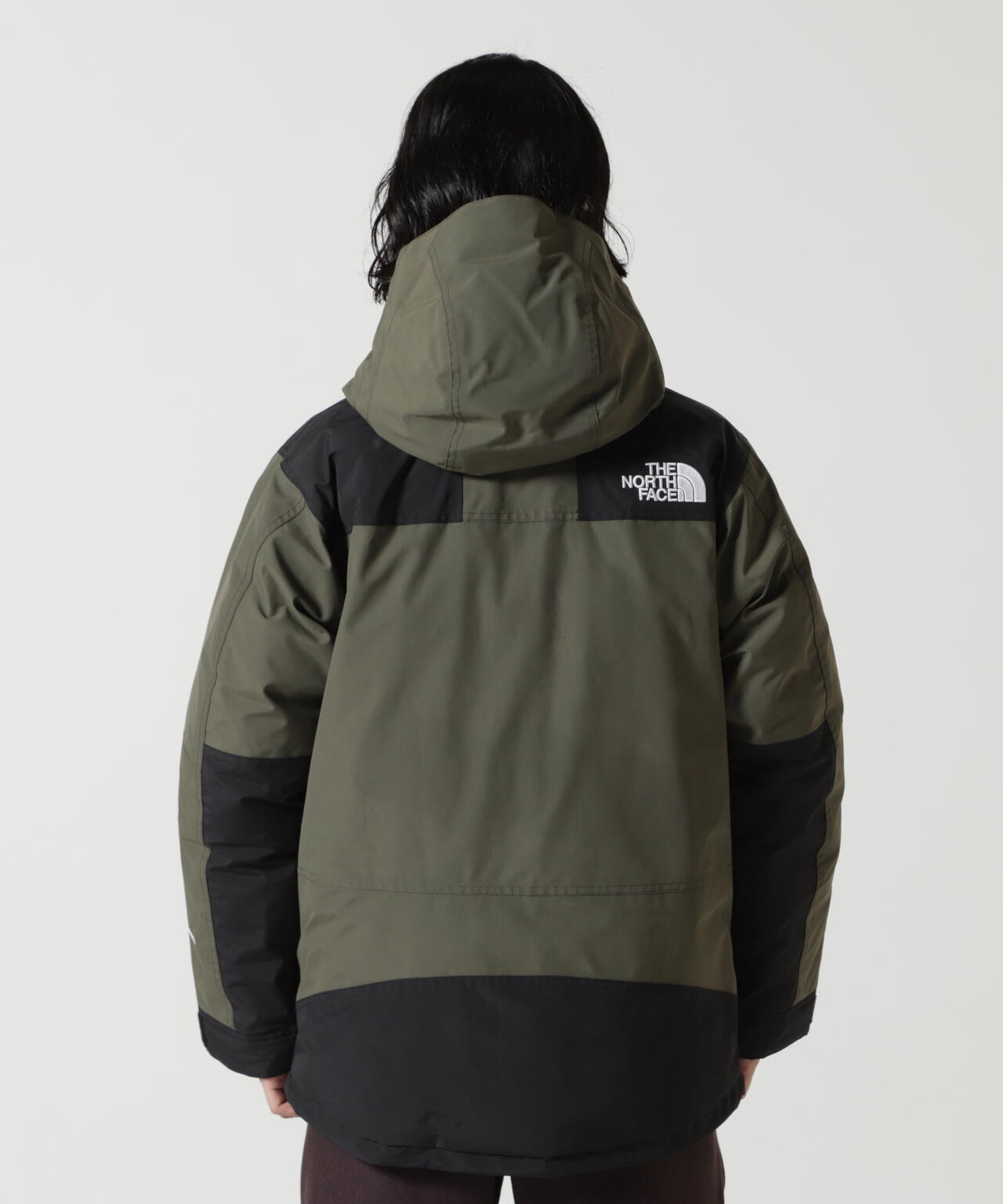 THE NORTH FACE (ザ・ノース・フェイス)Mountain Down Jacket