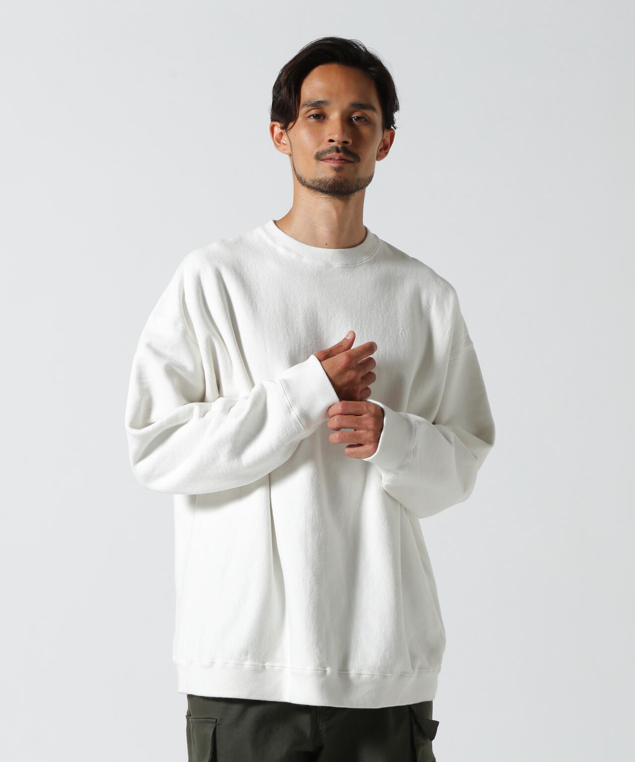 ATON (エイトン) GARMENT DYED URAKE OVERSIZED PULLOVER
