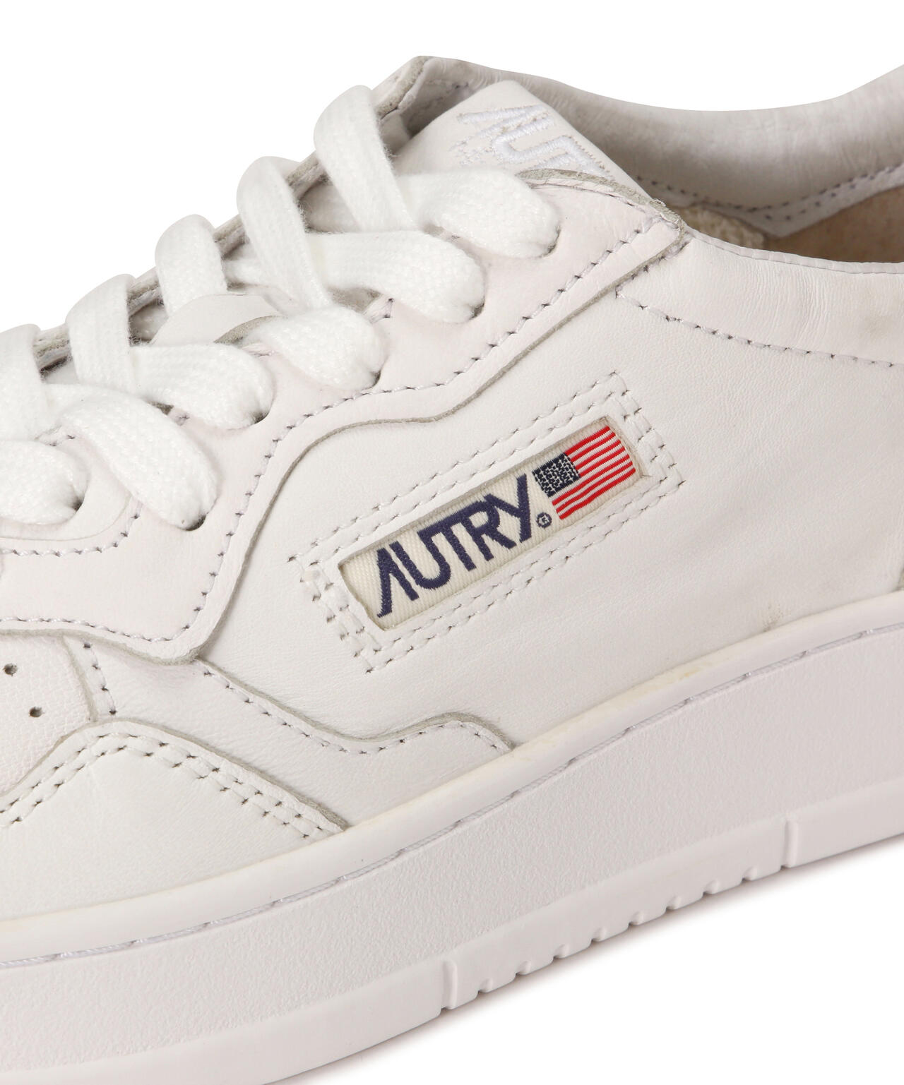 AUTRY (オートリー) WOMEN'S MEDALIST_LOW_SOLID_GOAT