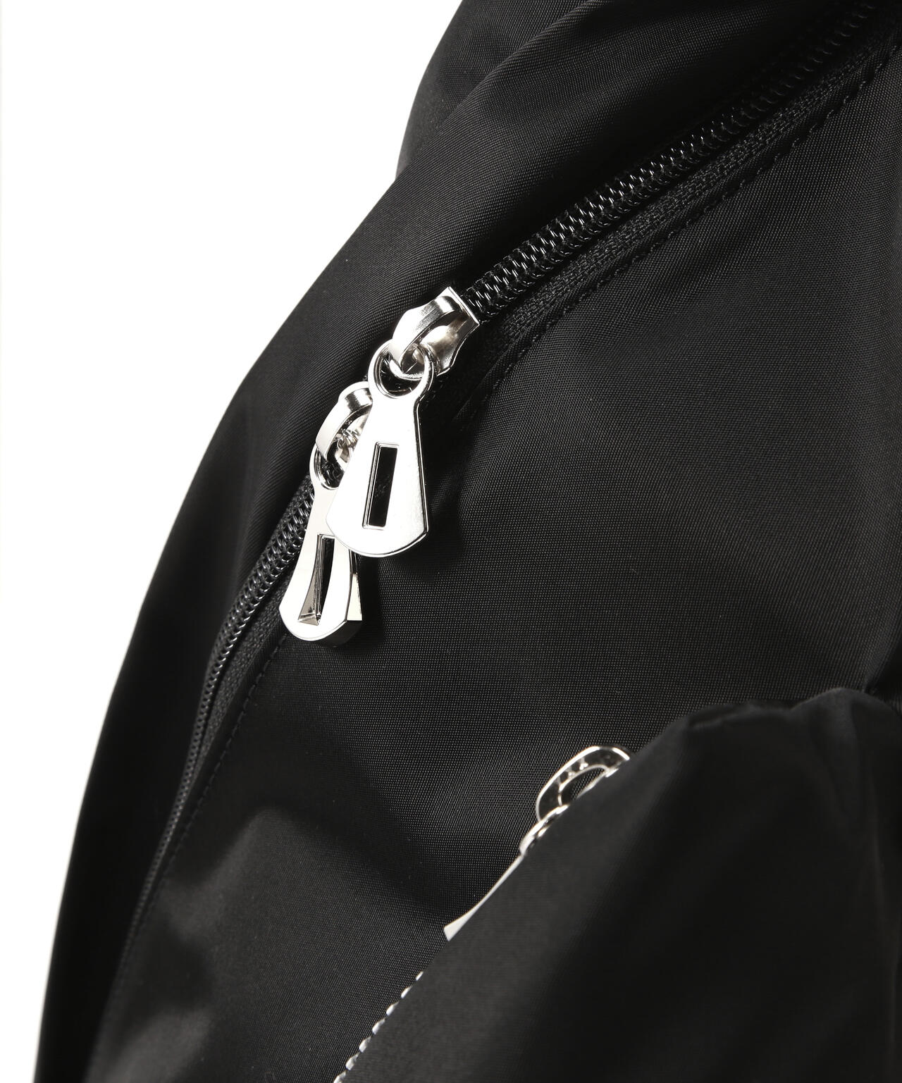Children of the discordance x iTTi / SLING BAG