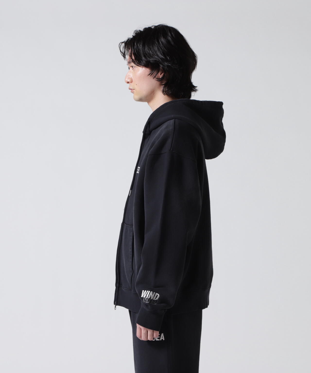 WIND AND SEA(ウィンダンシー)SULFUR DYEING LOGO ZIP SWEATSHIRT
