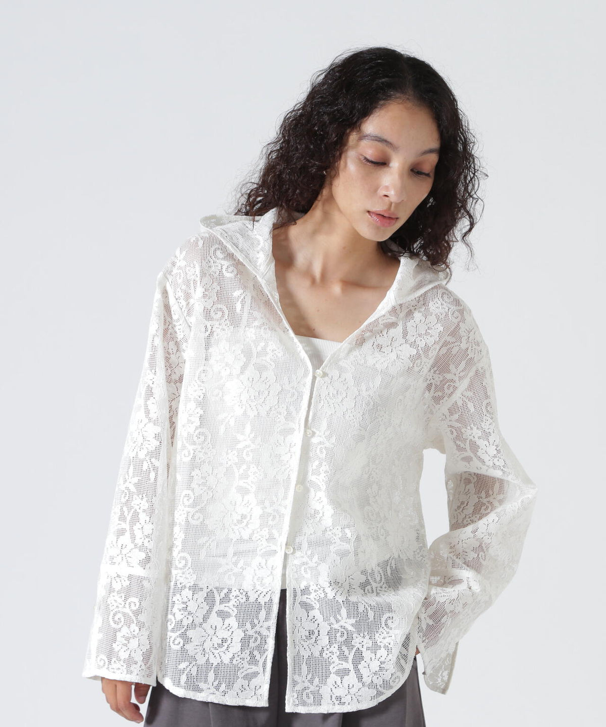 YENN(イエン)PORTABLE LACE HOODIE