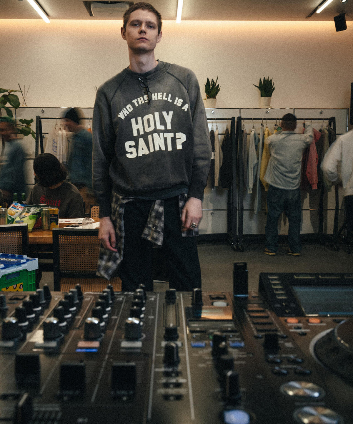 SAINT MICHAEL/セントマイケル/RAGLAN CRW N SWT/HOLY SAINT?/BLACK