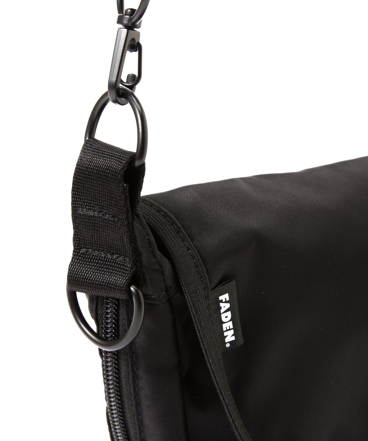 FADEN/ファーデン/Destoryed U half moon bag「004_Janis」
