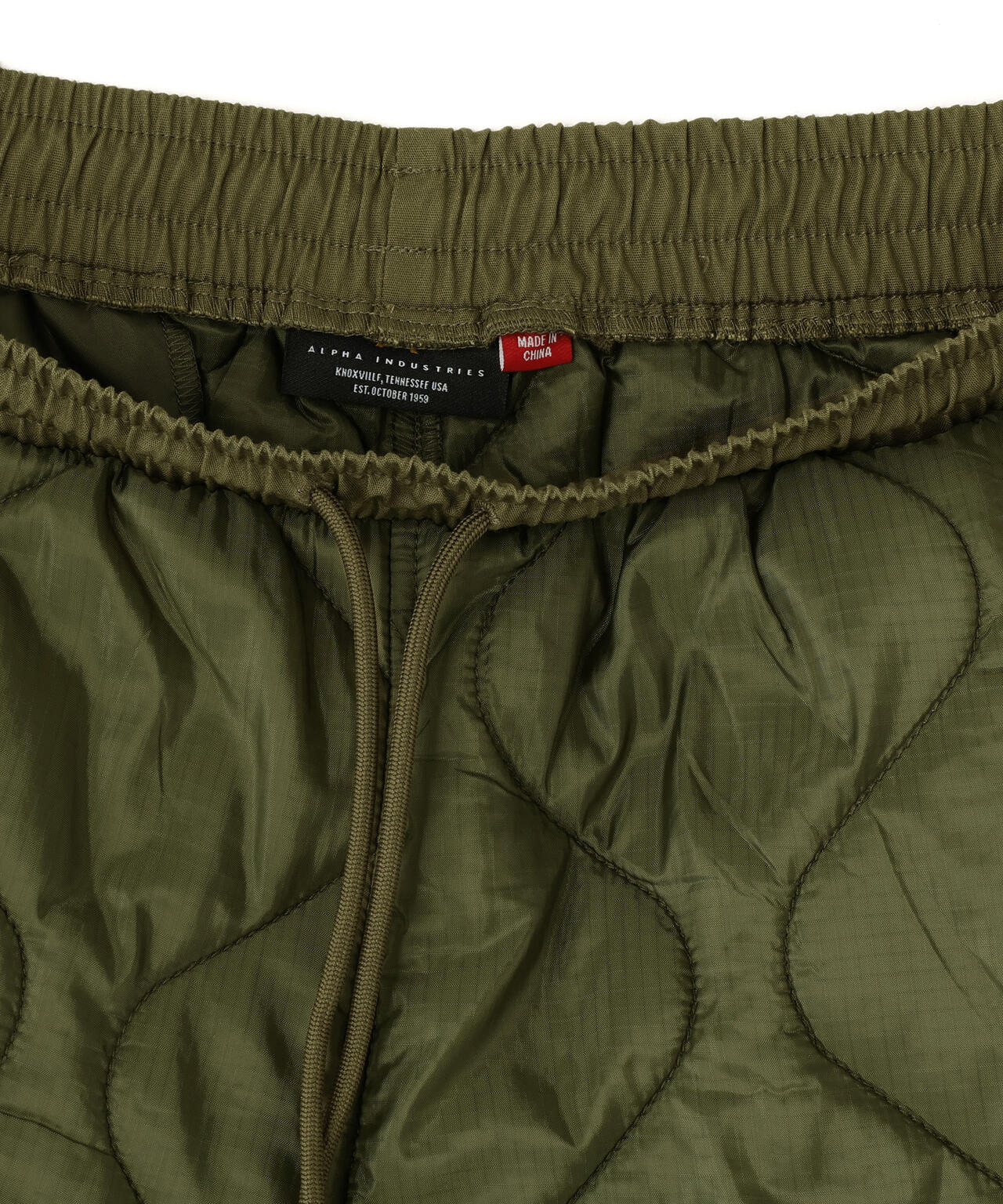 RELAXED QUILTED SHORT