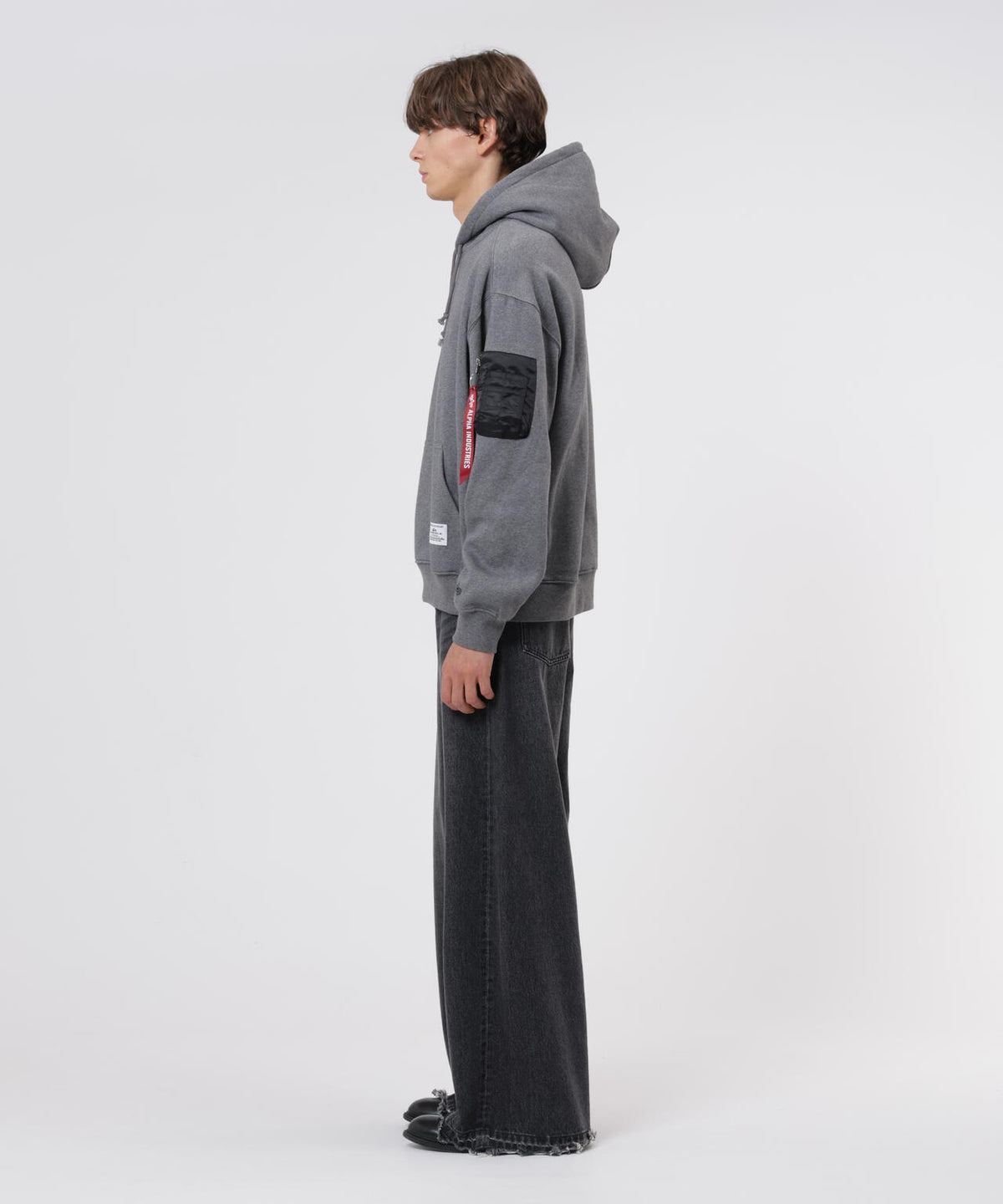 187cm C:80 W:70 H:91 着用サイズ:L