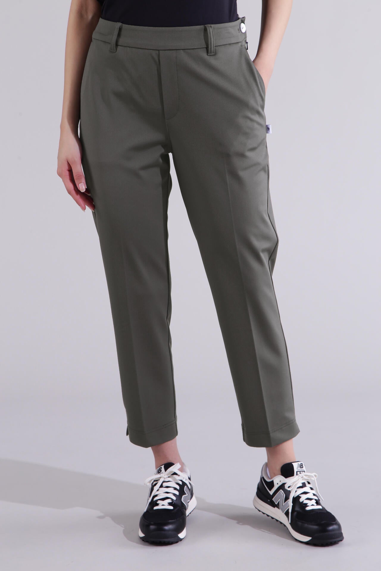 【直営店舗限定】テーパード ロングパンツ (WOMENS)
