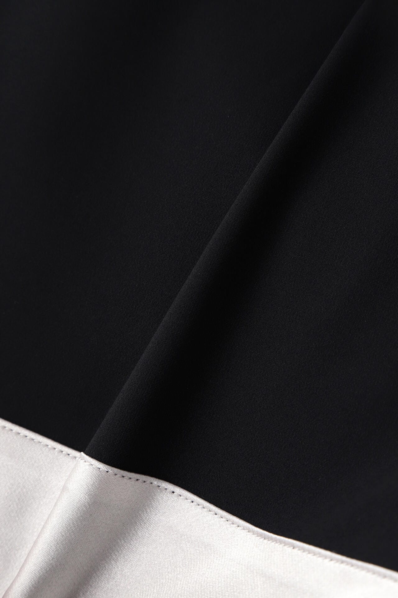【直営店舗限定】ラップフロント キュロットパンツ (WOMENS)