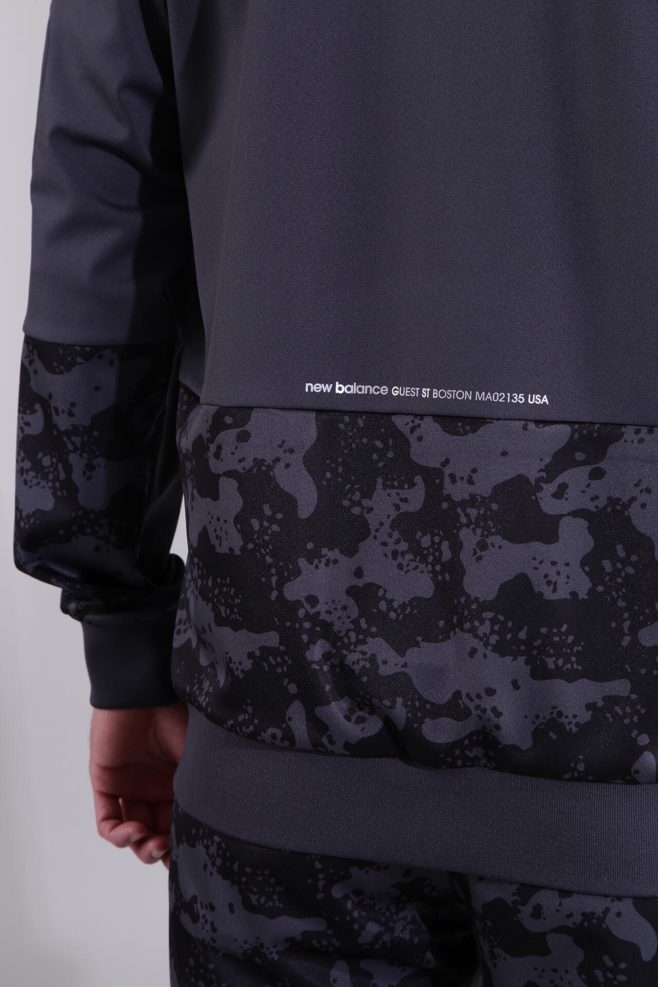【直営店舗限定】デザートカモ柄 スウェット フルジップ ブルゾン (MENS)
