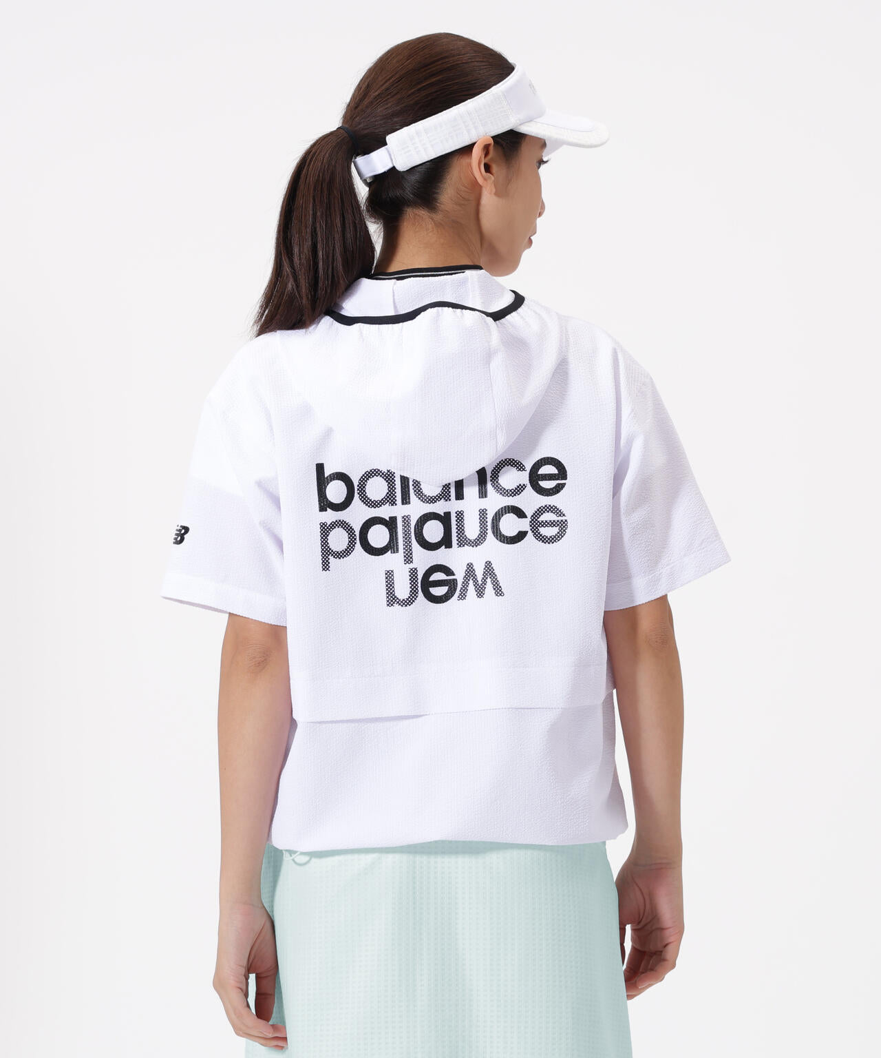 ハーフジップ プルオーバーフーディー (WOMENS)