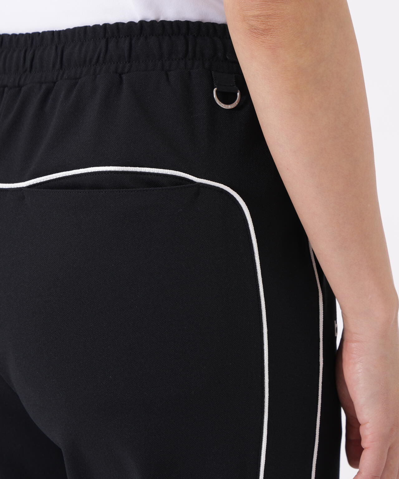 ワイド テーパード ジョガーパンツ (WOMENS)