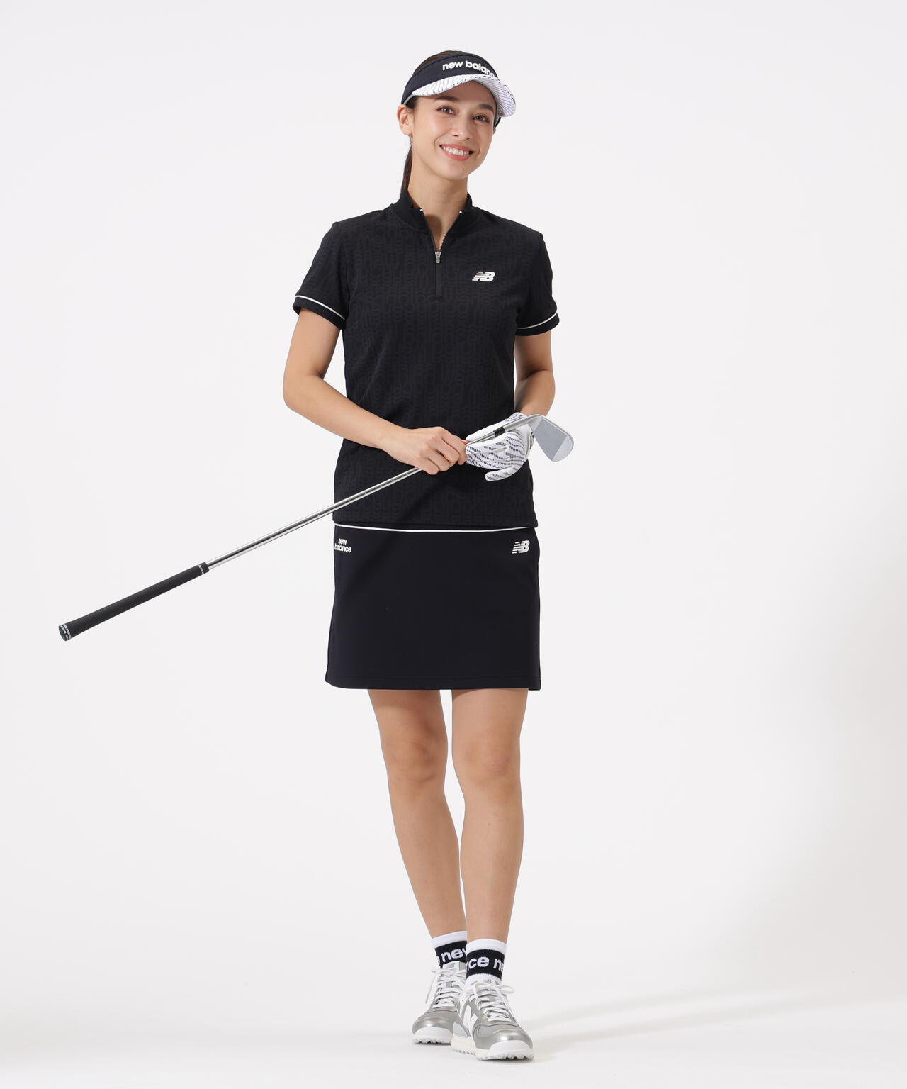 リフレクト・オーバーラップロゴ柄 ハーフジップ モックネック プルオーバー (WOMENS)