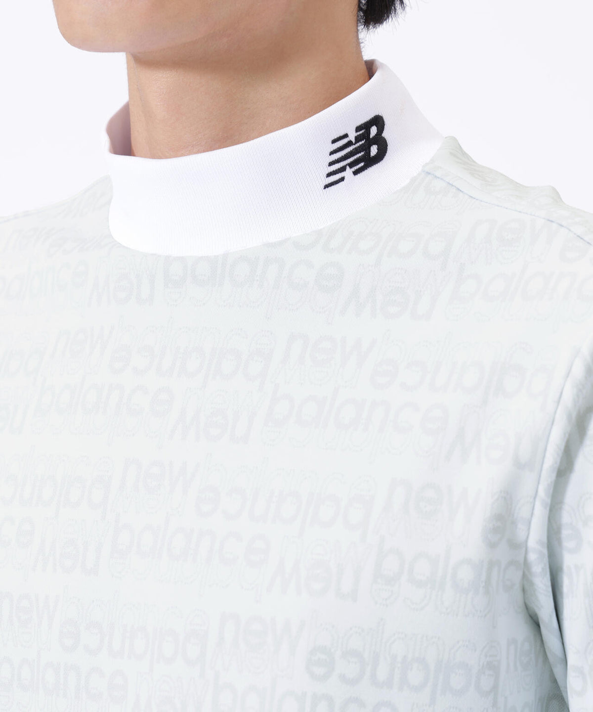 Height: 185cm    Chest: 81cm   Waist: 68cm　Hips: 90cm 着用サイズ：5