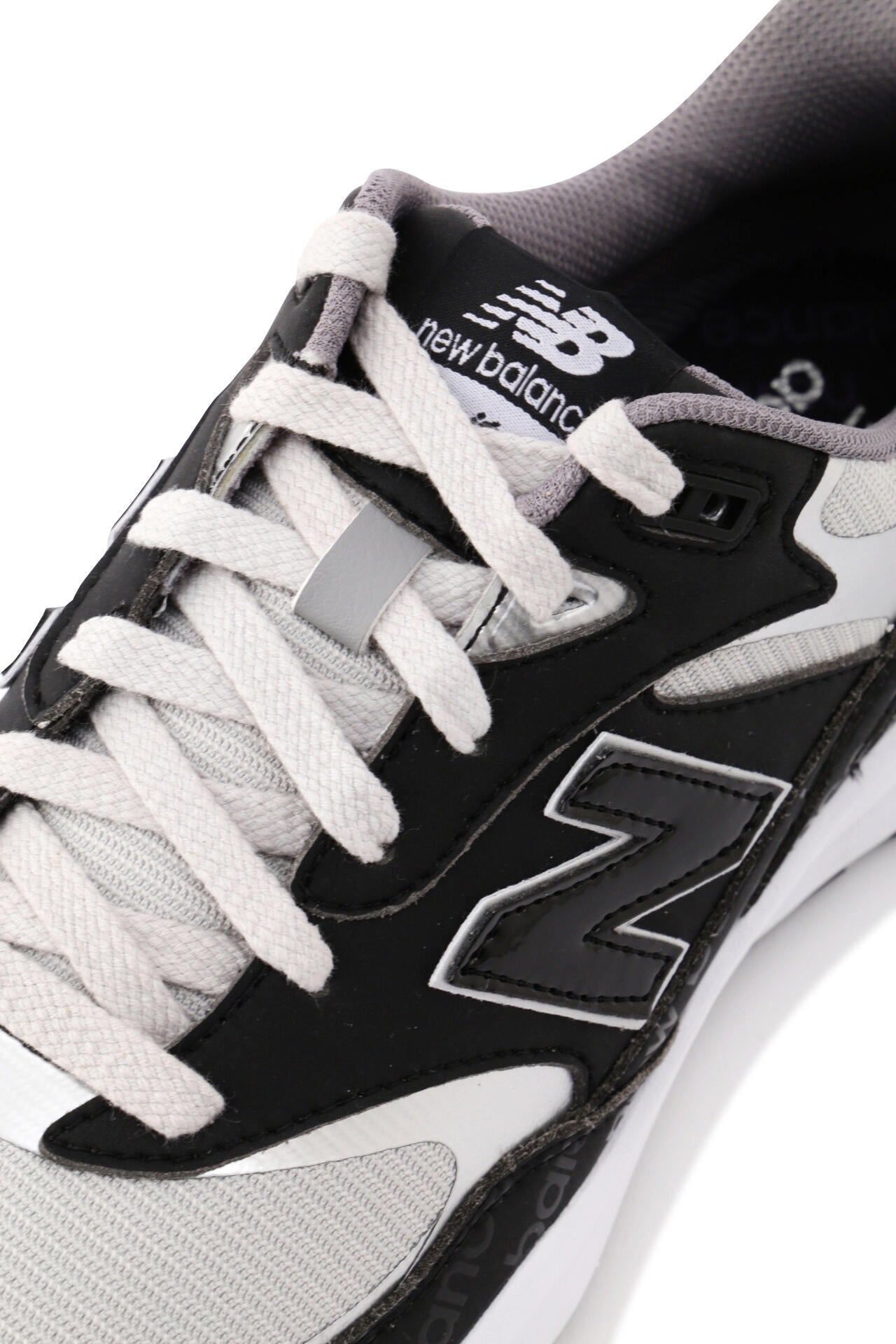 【直営店舗限定】MG100-X1 スパイクレスシューズ (MENS)