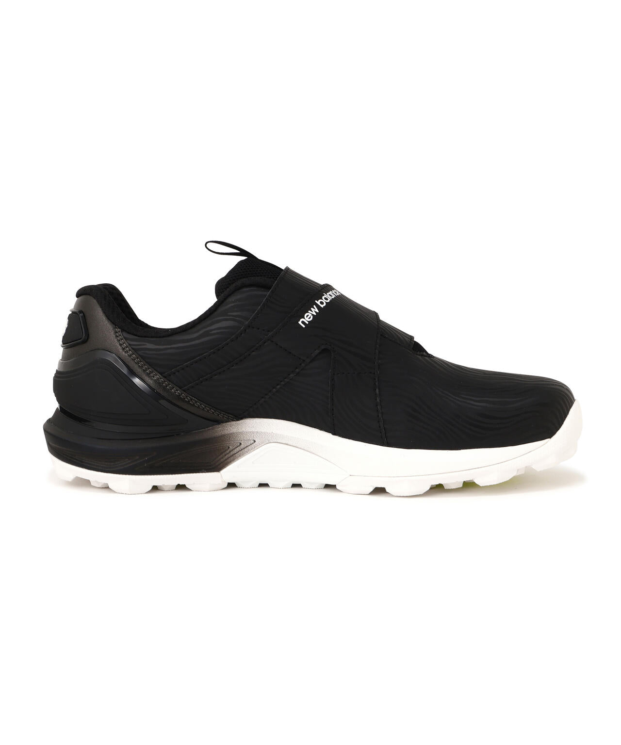 UG2500XC スパイクレスシューズ (UNISEX)