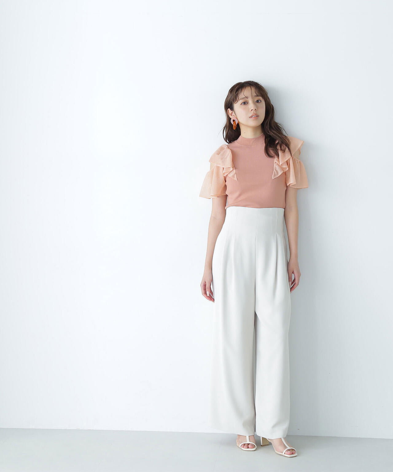 ラッフルシアースリーブニット*