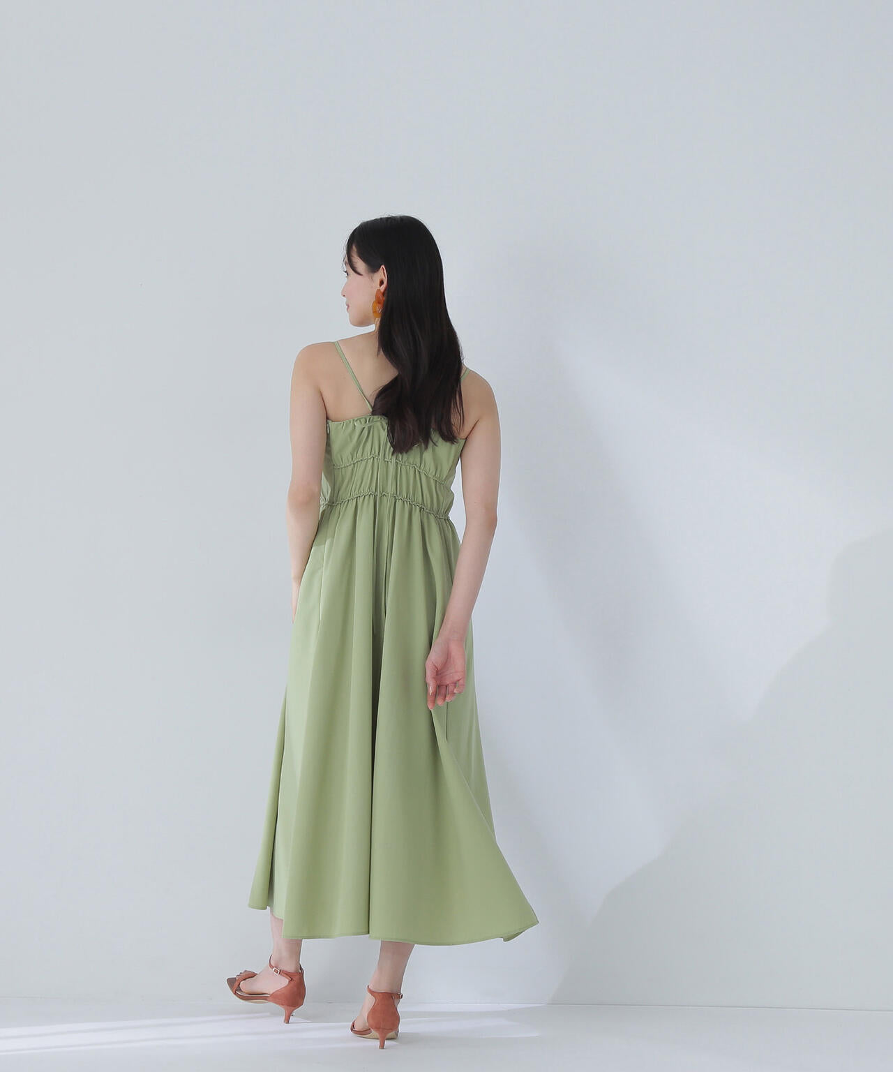 【THINK NATURAL】ギャザーデザインキャミワンピース*