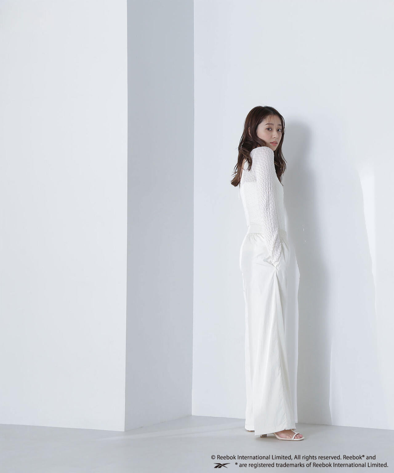 【THINK BEAUTY】バックシャンレースカットソー*