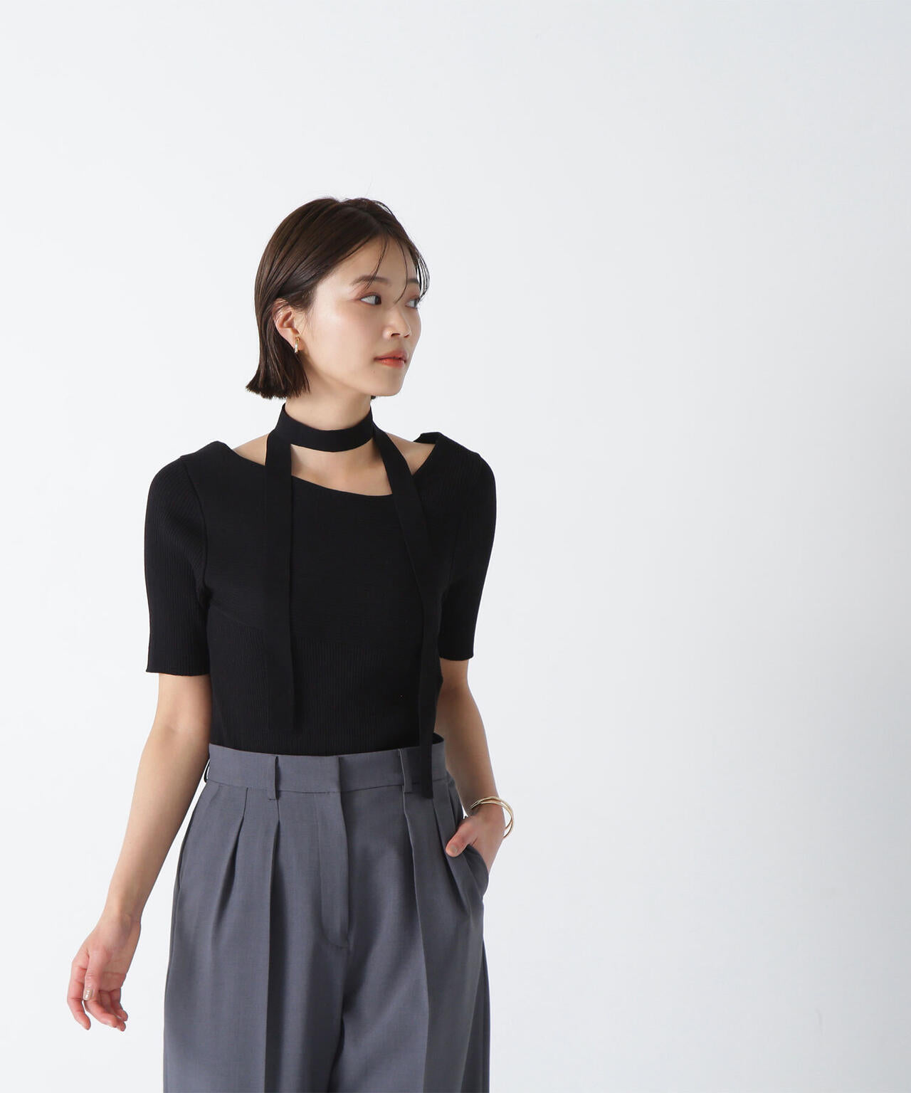 タイ付アシメネックニット*