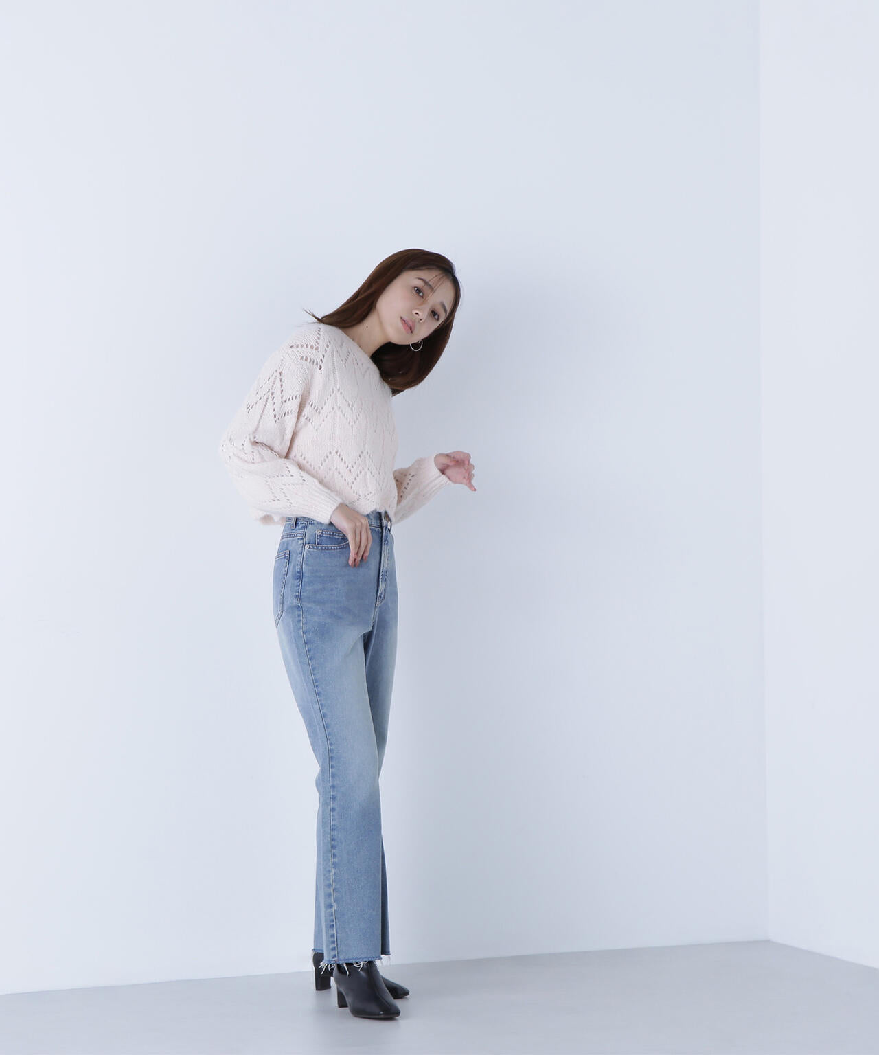 ハイライズフレアデニムパンツ*