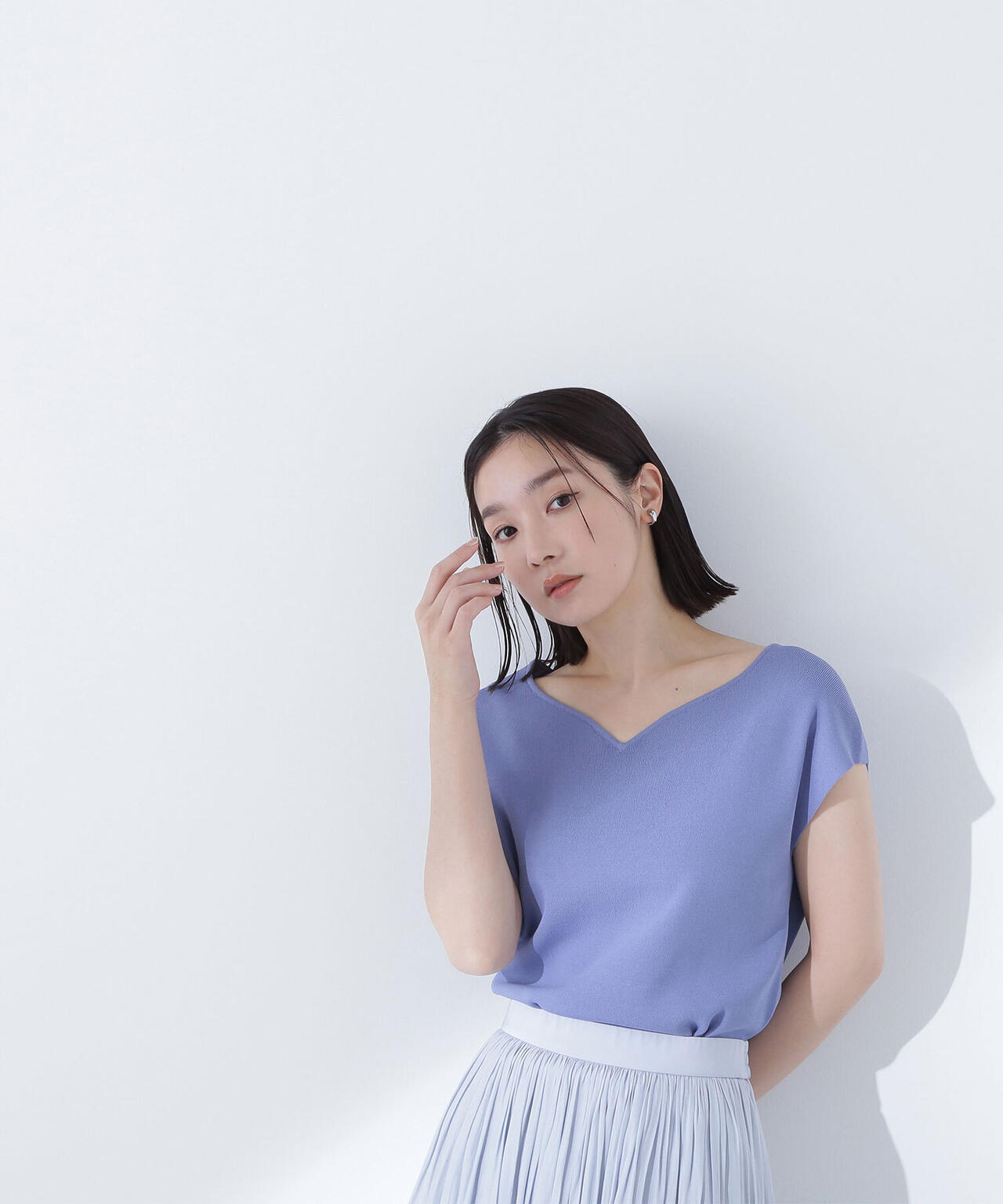総針ベーシックシリーズ ニュアンスネックニット*
