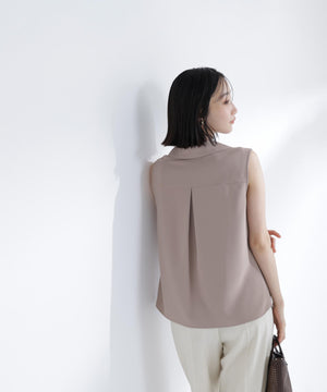身長165　B:80 W:59 / H:85 / S:23.5 着用サイズ：FR