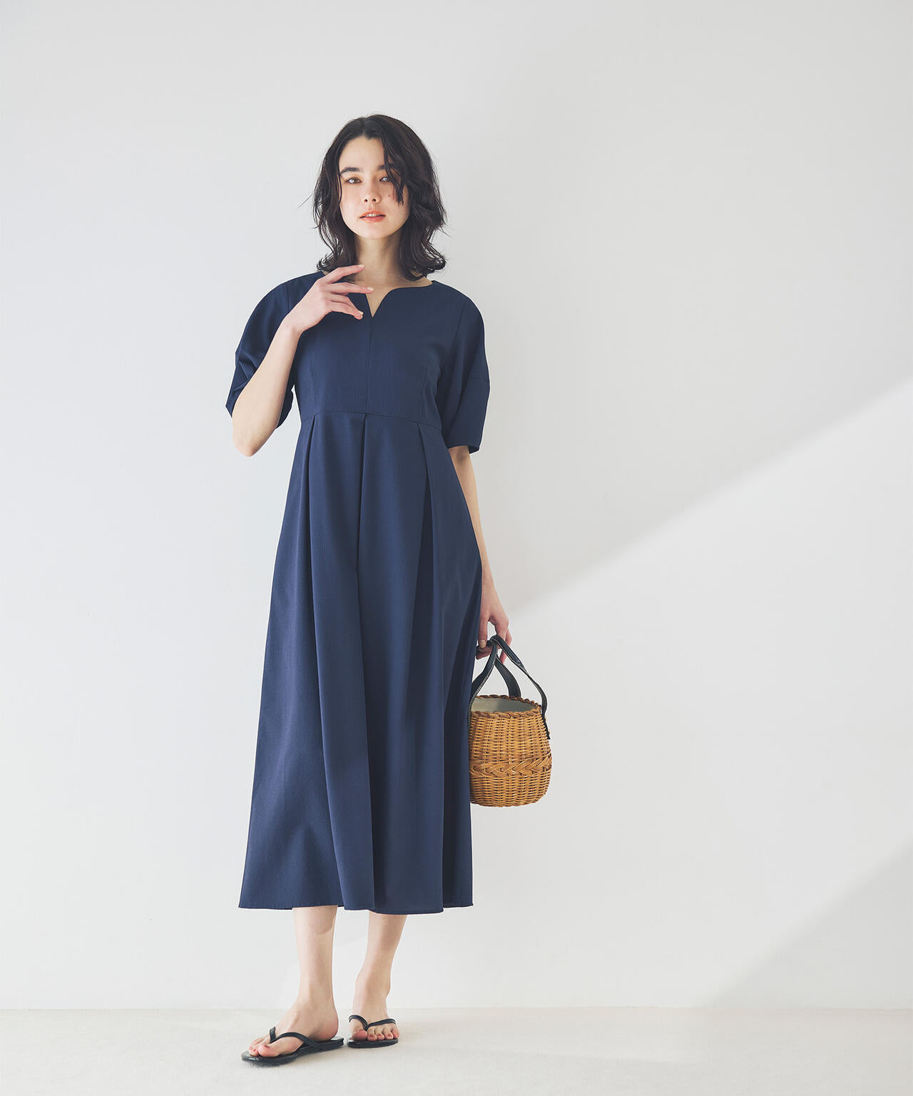 168cm B81cm W60cm H89cm 着用サイズ：M