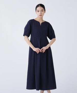 168cm B81cm W60cm H89cm 着用サイズ：M