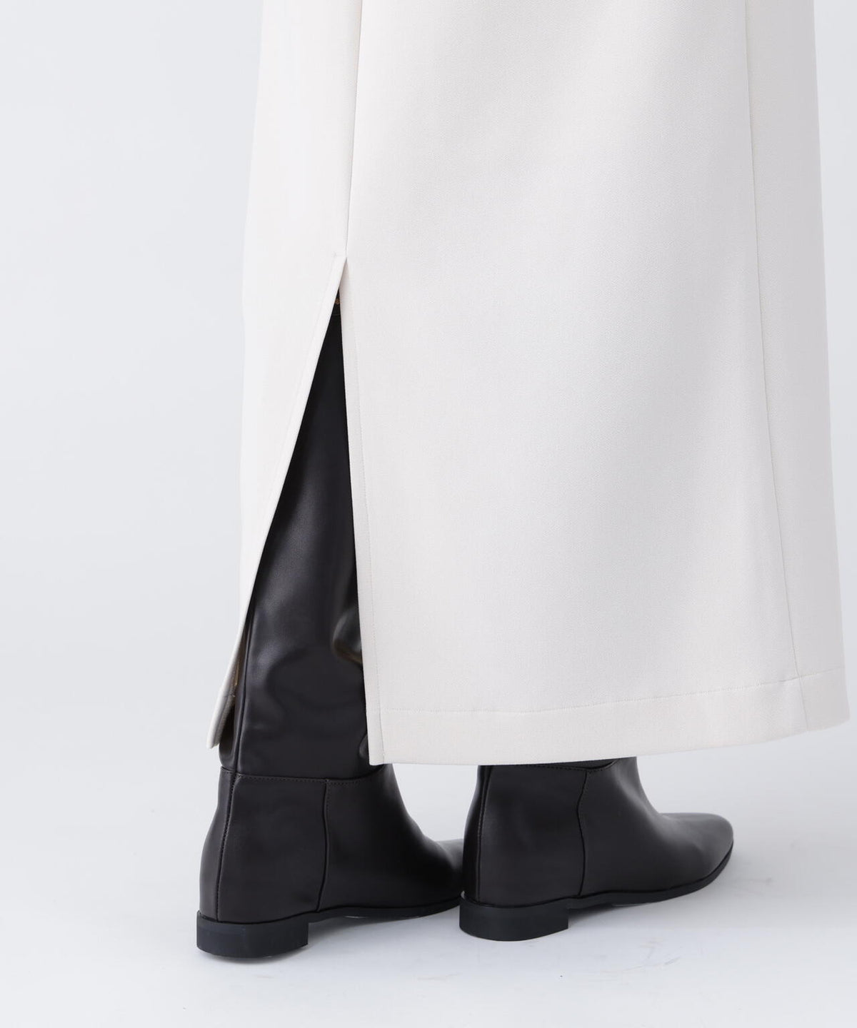 167cm B: W:58 H:84 着用サイズ：M