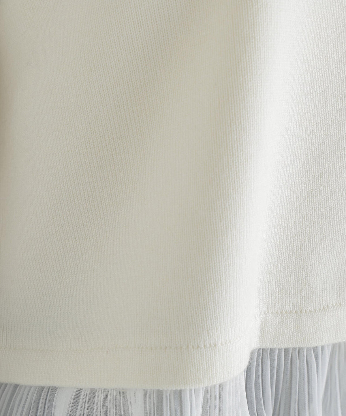 166cm B:76 W:57 H:88 着用サイズ：FR