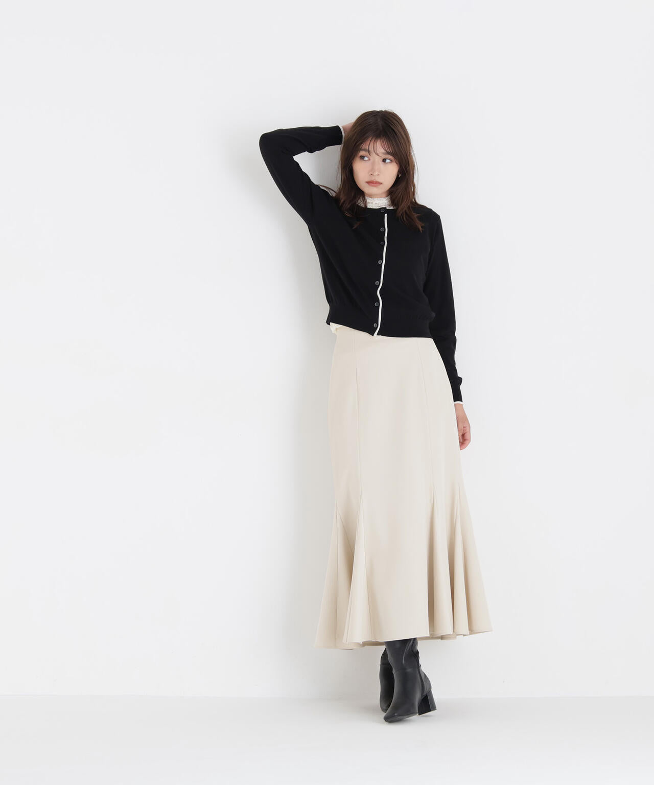 168cm 着用サイズ：FR