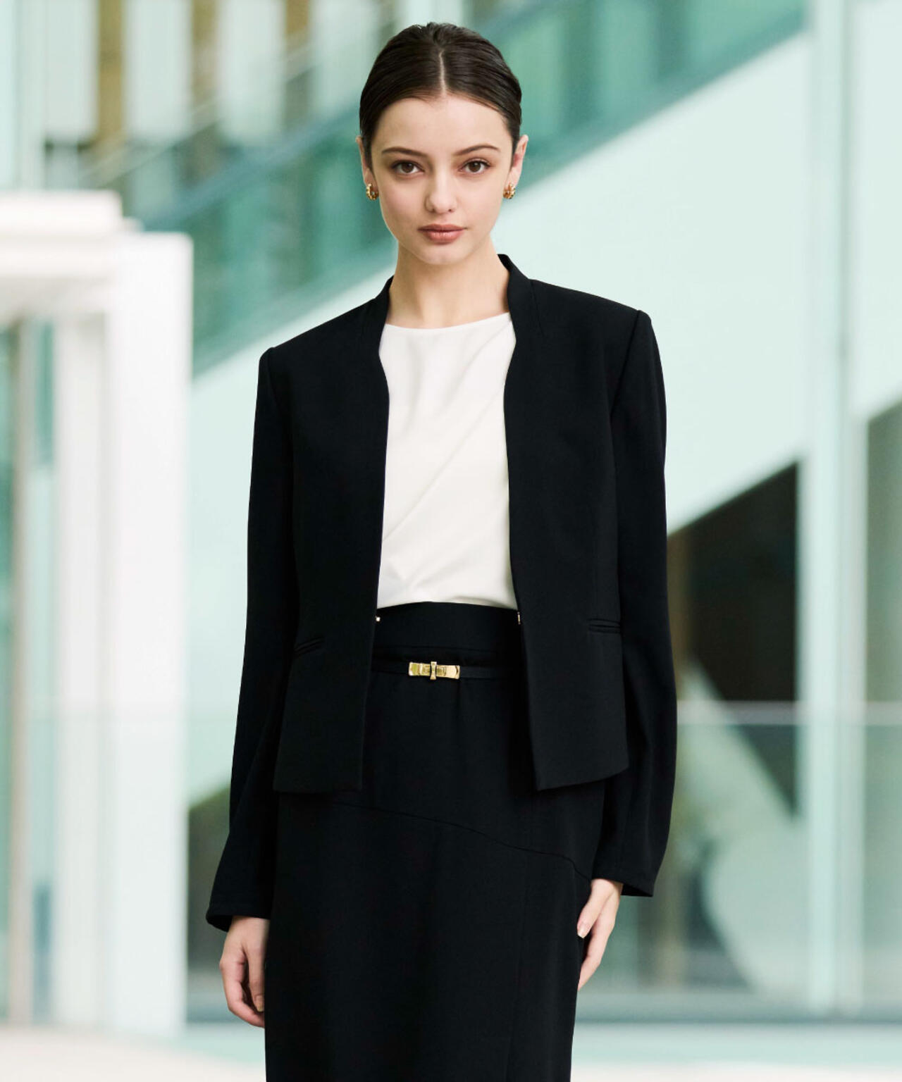 173cm B:83 W:60 H:90 着用サイズ：38