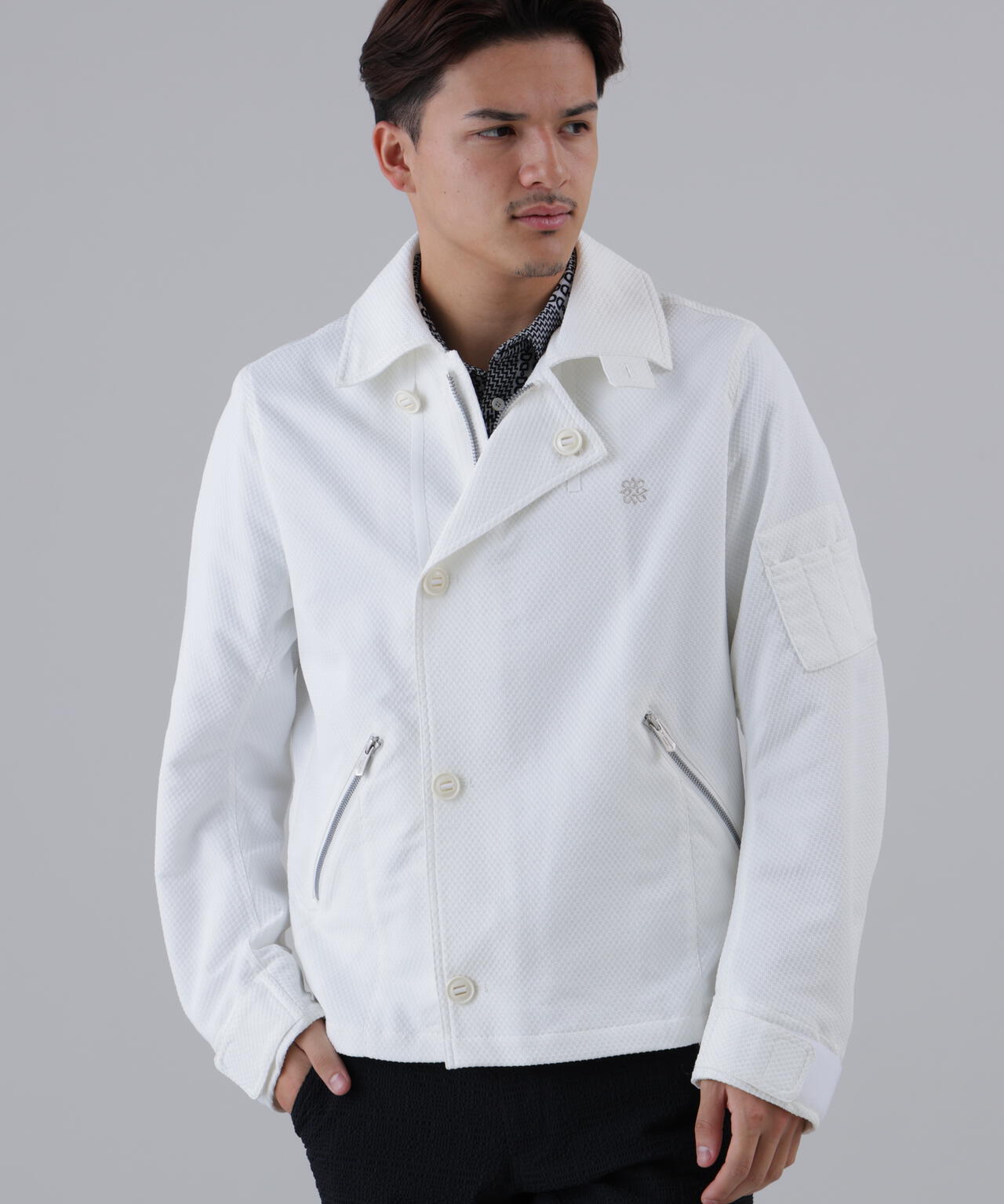 【防風】幾何学ジャガードブルゾン (MENS)