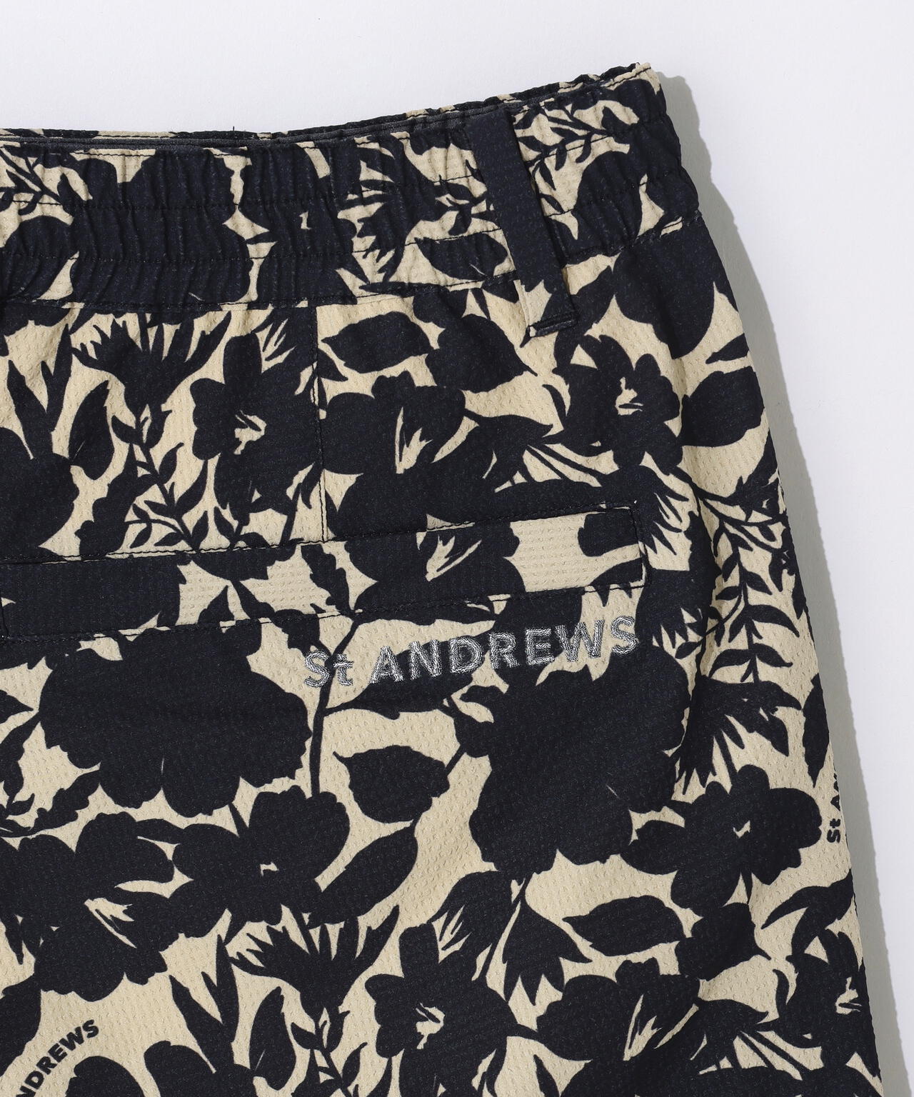 【吸水速乾】【ストレッチ】シャドーボタニカルプリントショートパンツ (MENS)