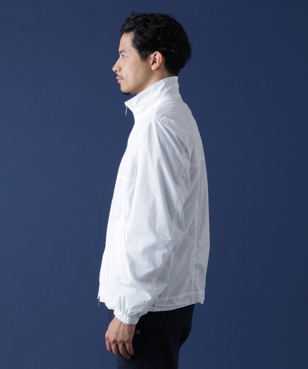 185cm C: 97 W:79 H:95 着用サイズ：L