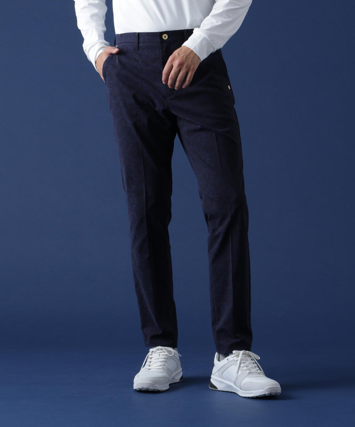 185cm C: 97 W:79 H:95 着用サイズ：L